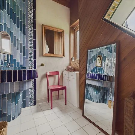 Grande Maison Vue Et Acces Direct Pour 7 Сasa de vacaciones *